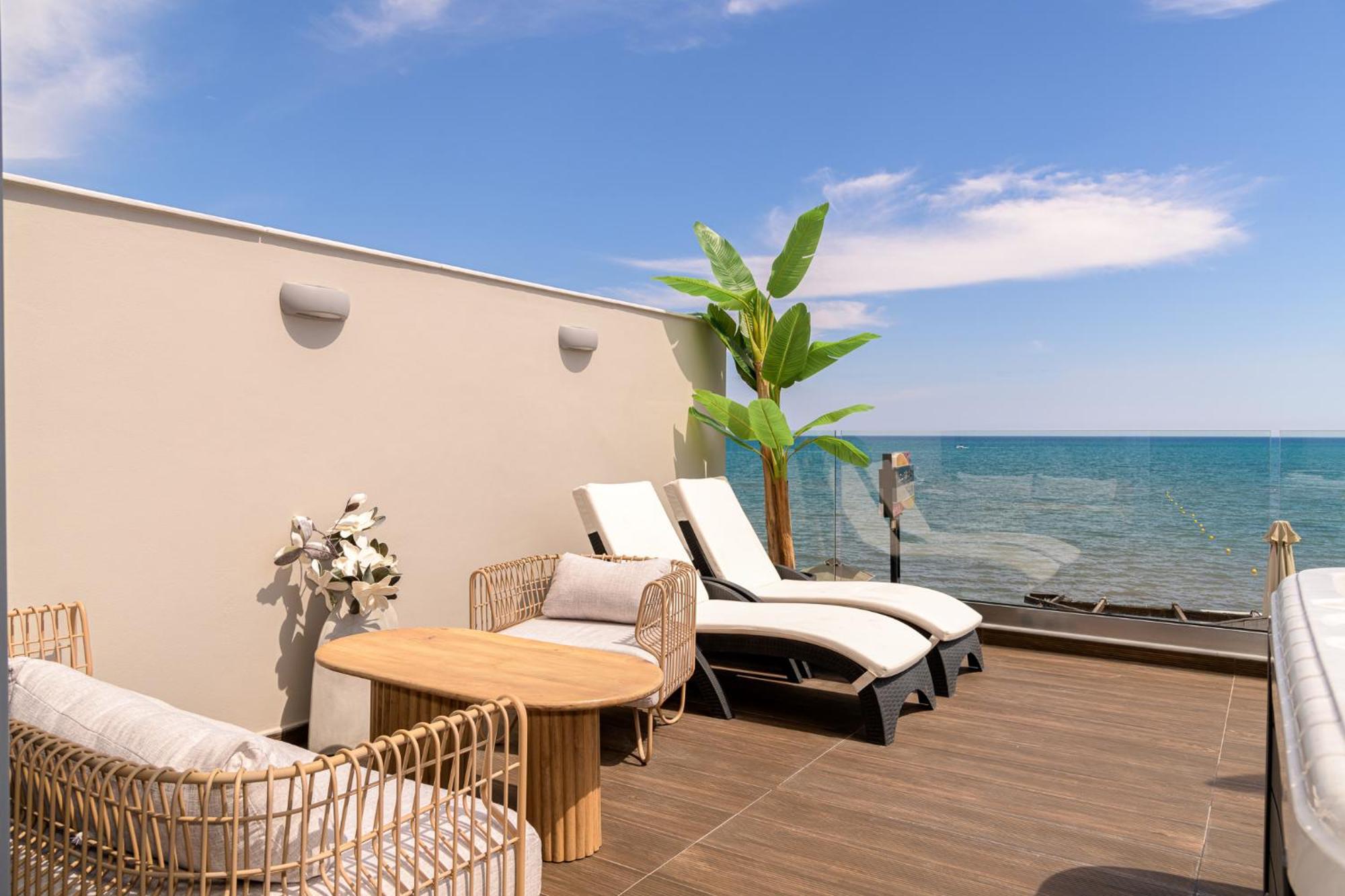 Pearl Luxury Living Daire Laganas Dış mekan fotoğraf