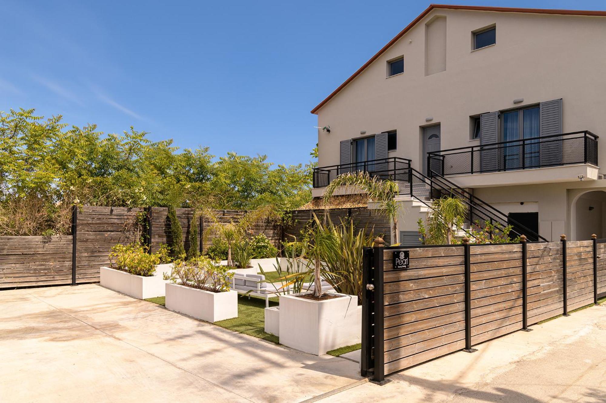 Pearl Luxury Living Daire Laganas Dış mekan fotoğraf